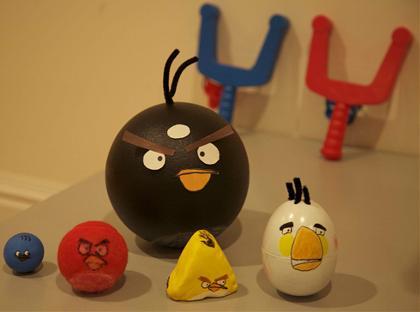 Loving mom creates home version of Angry Birds