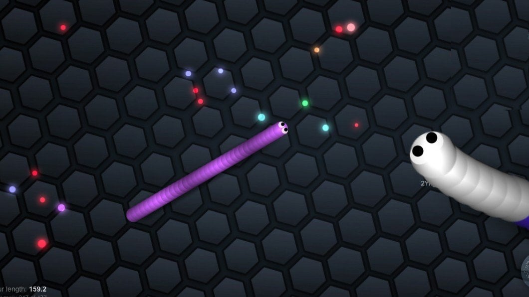 Slither.io Proves Size Doesn’t Always Matter